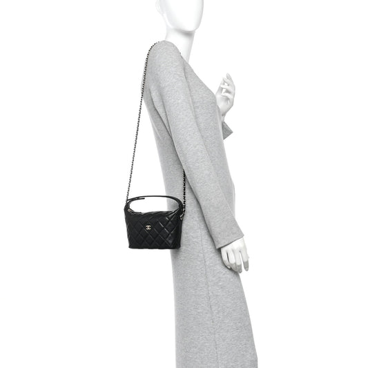 Caviar Quilted Hobo Clutch With Chain Black