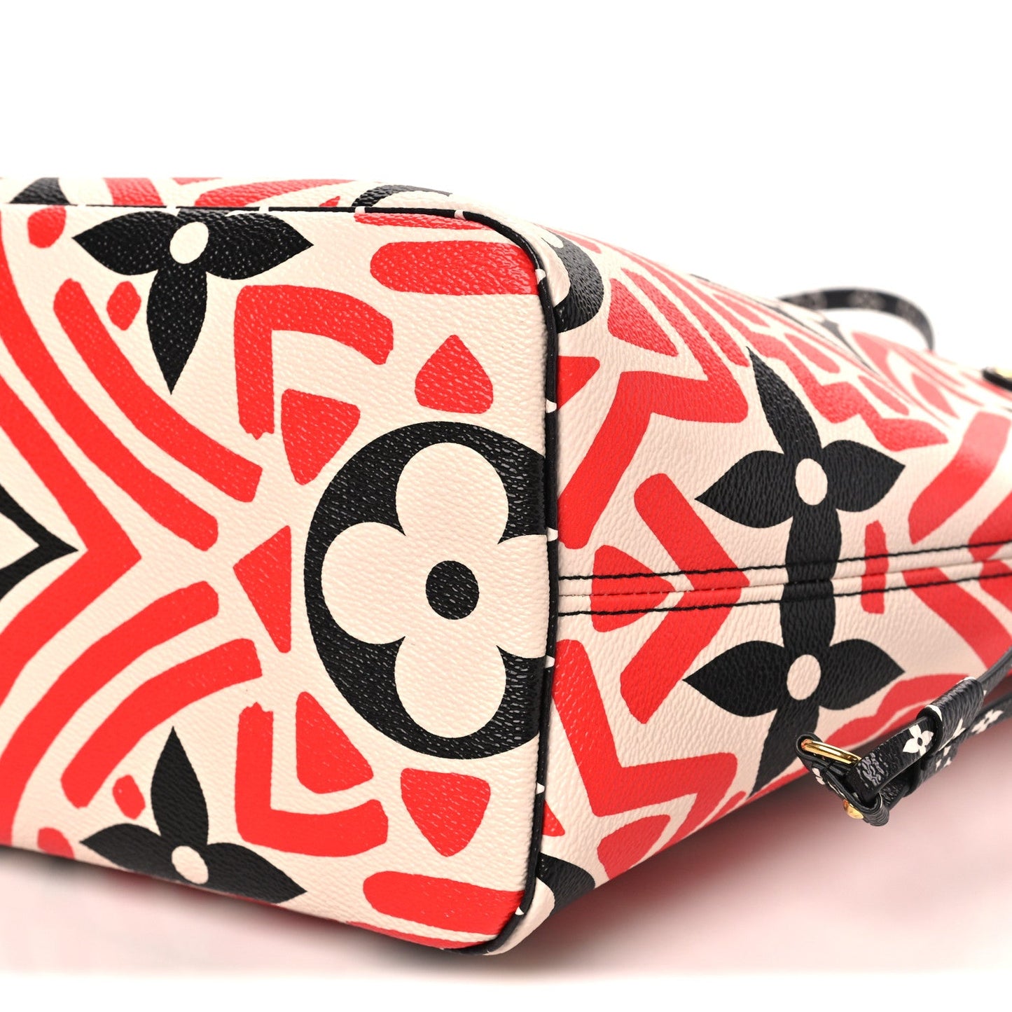 Monogram Giant Crafty Neverfull MM Creme Rouge Black