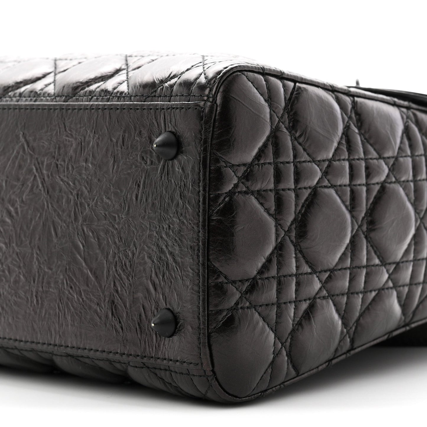 Crinkled Calfskin Cannage Medium Lady Dior Black