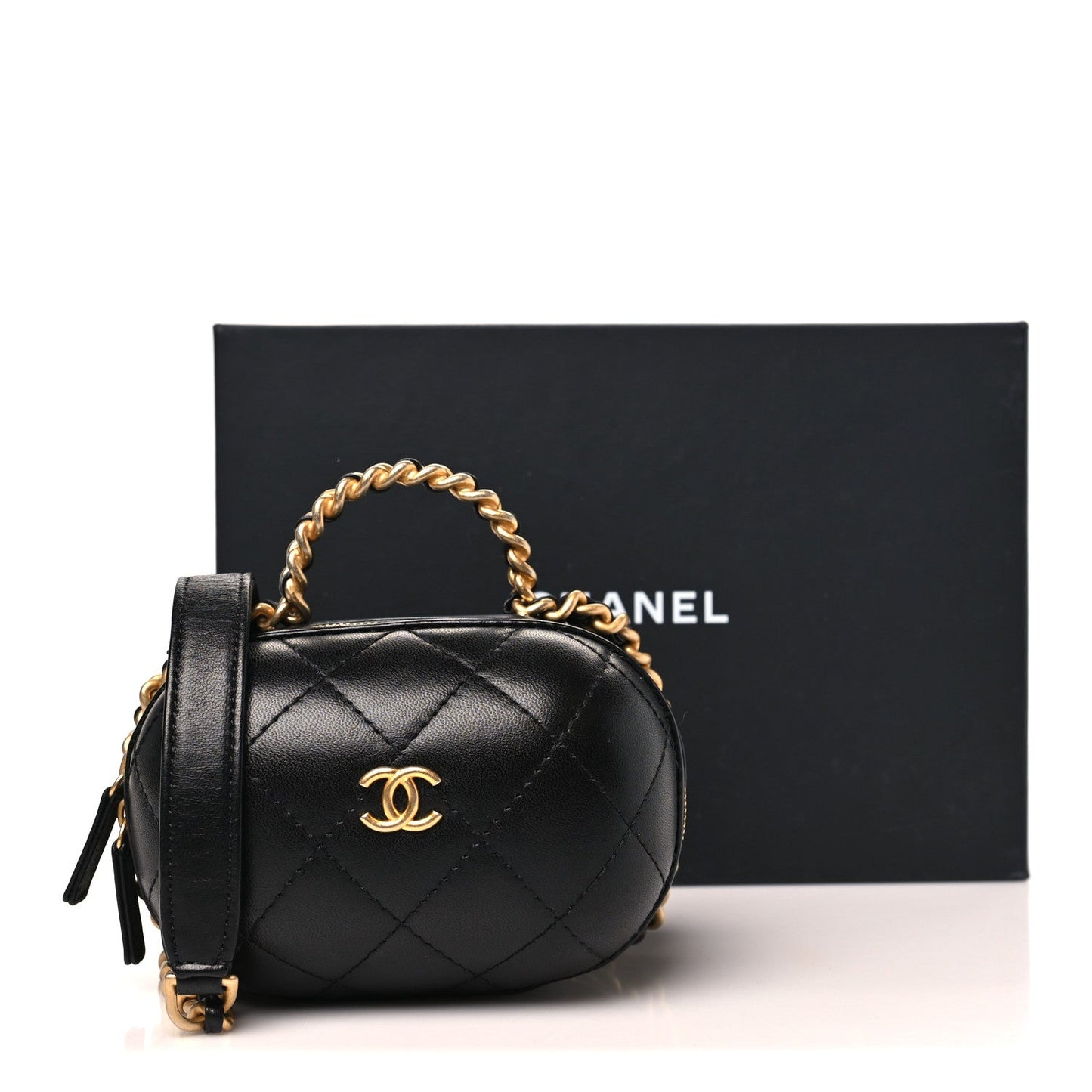 Lambskin Quilted CC Bubble Vanity Case With Chain Black