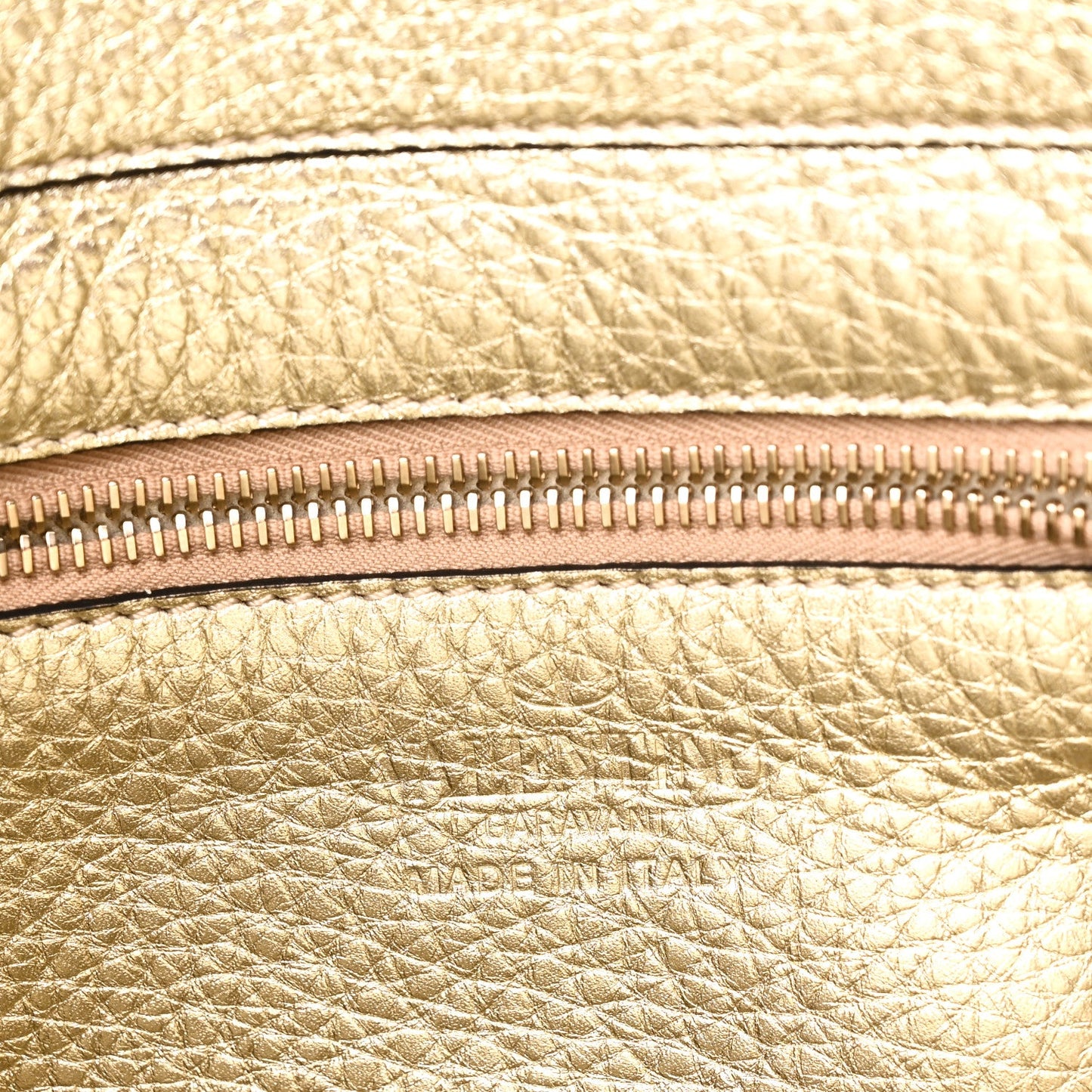 Metallic Pebbled Calfskin Small Rockstud Flip-Lock Messenger Bag Platino