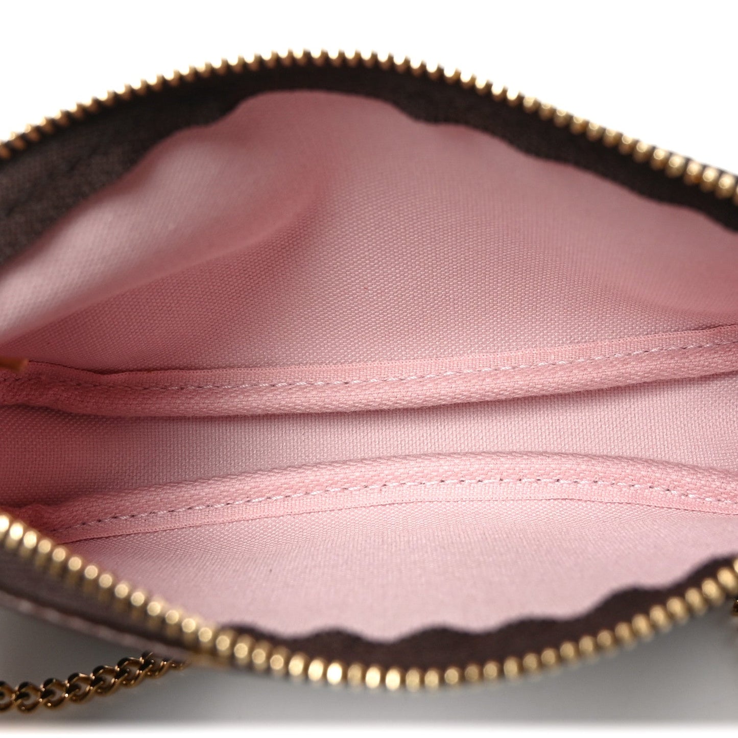 Monogram V Maui Mini Pochette Accessories Rose Ballerine