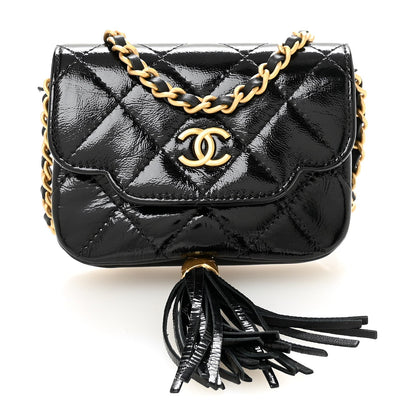 Crumpled Patent Lambskin Quilted Tassel Clutch With Chain Black