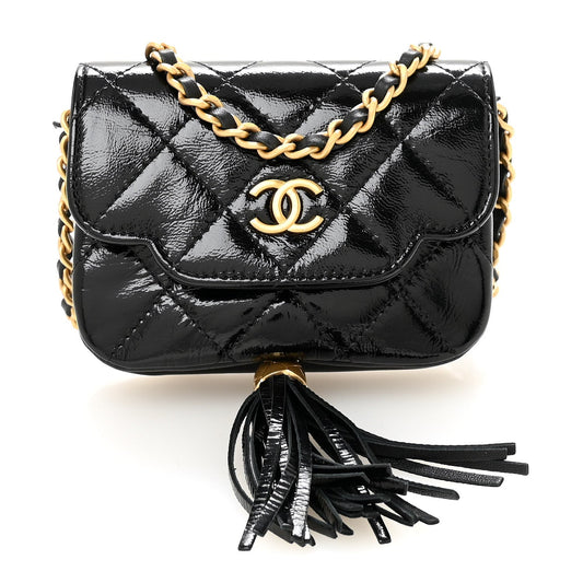 Crumpled Patent Lambskin Quilted Tassel Clutch With Chain Black
