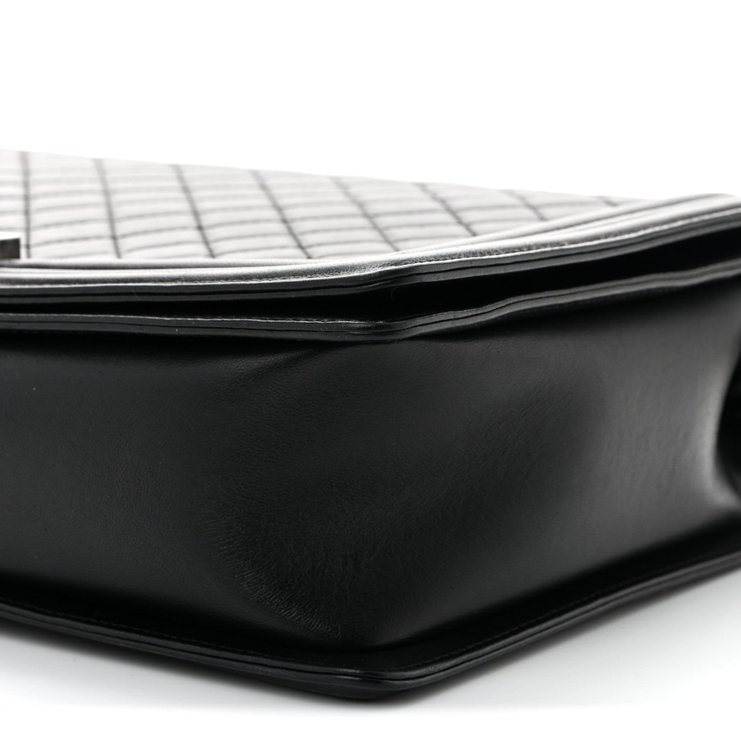 Lambskin Quilted Large Boy Flap Black