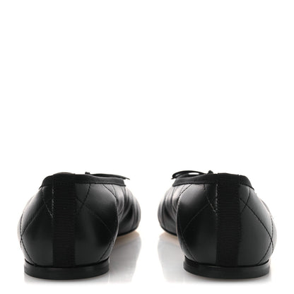 Lambskin Quilted CC Cambon Ballet Flats 41 Black White