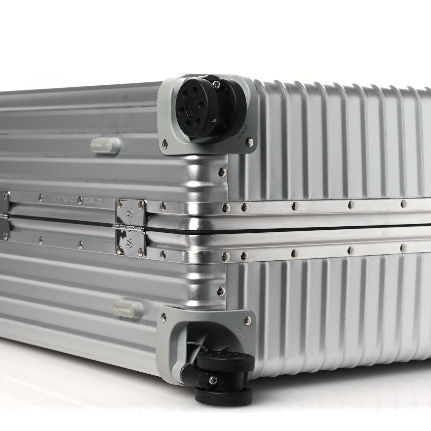 Aluminum Classic Check-In L Silver