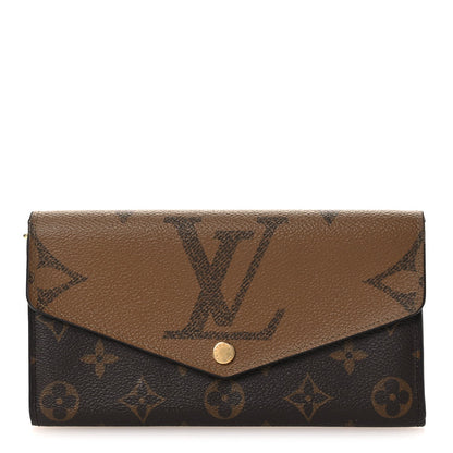 Reverse Monogram Giant Sarah Wallet