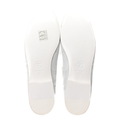 Lambskin Metallic Lambskin Cap Toe CC Ballet Flats 36 White Gold