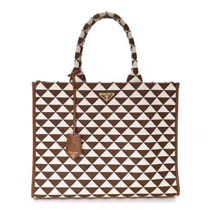 Jacquard Saffiano Triangolo Symbole Embroidered Large Tote Tobacco Talco