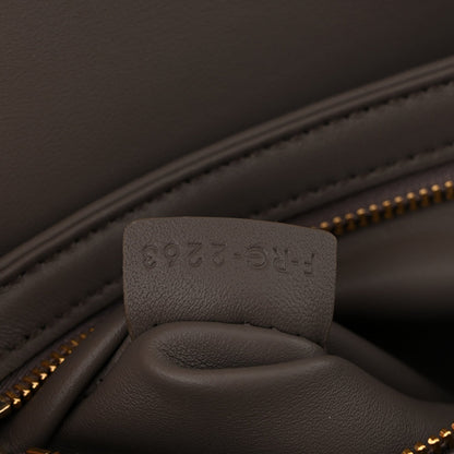Shiny Calfskin Teen Triomphe Pebble