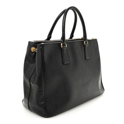 Saffiano Large Galleria Double Zip Tote Black
