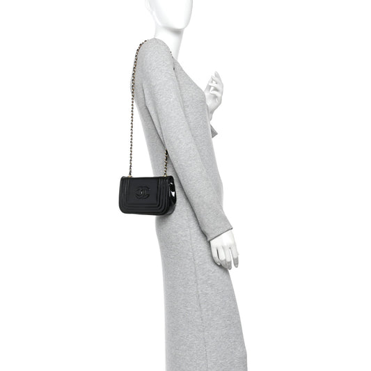 Patent Mini Flap Black