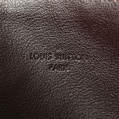 Vernis Pochette Felicie Chain Wallet Amarante