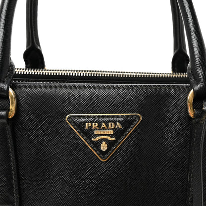 Saffiano Large Galleria Double Zip Tote Black