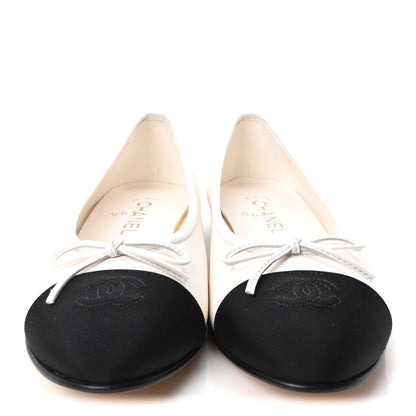 Calfskin Grosgrain Cap Toe CC Ballerina Flats 39.5 Ivory Black
