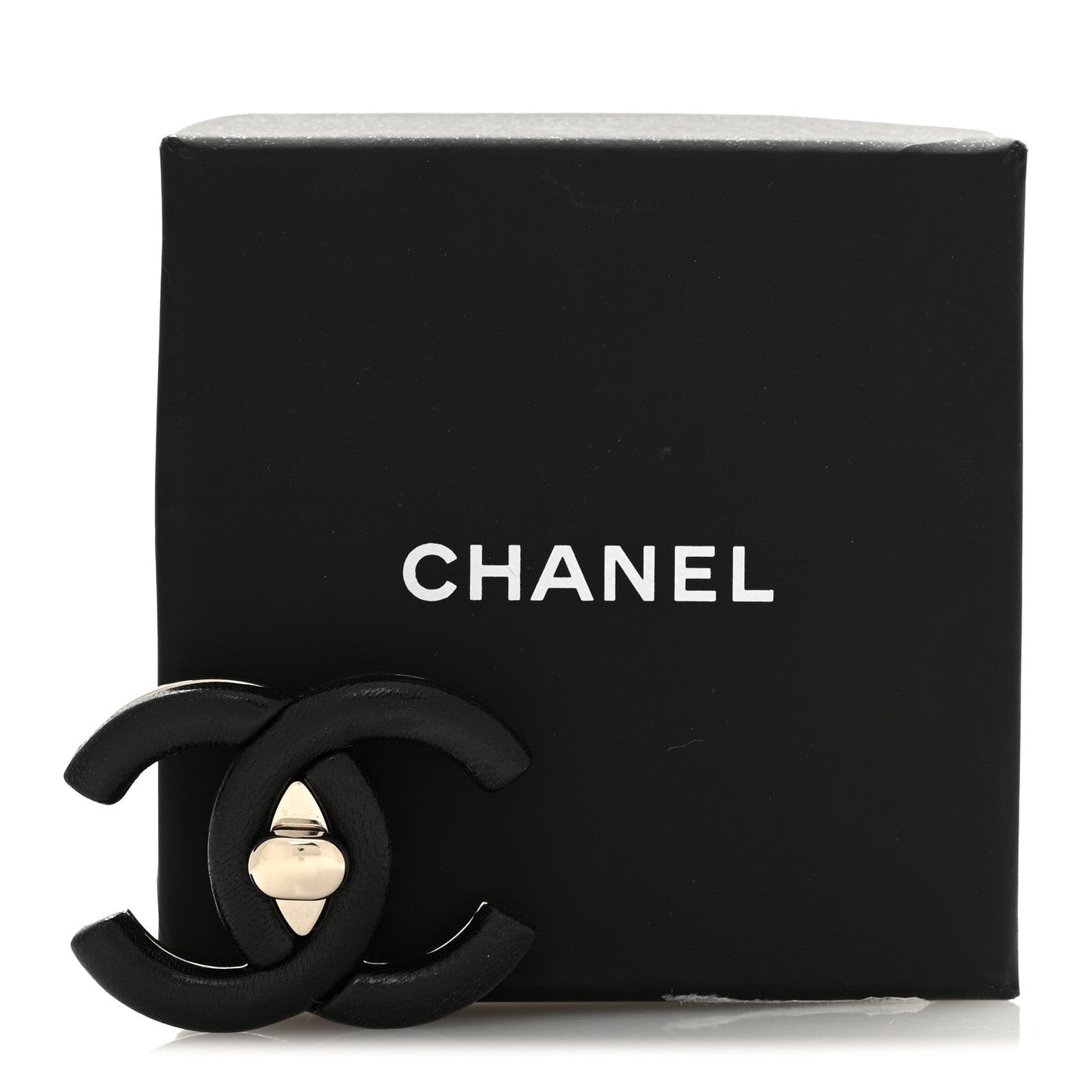 Metal Lambskin CC Brooch Black Gold