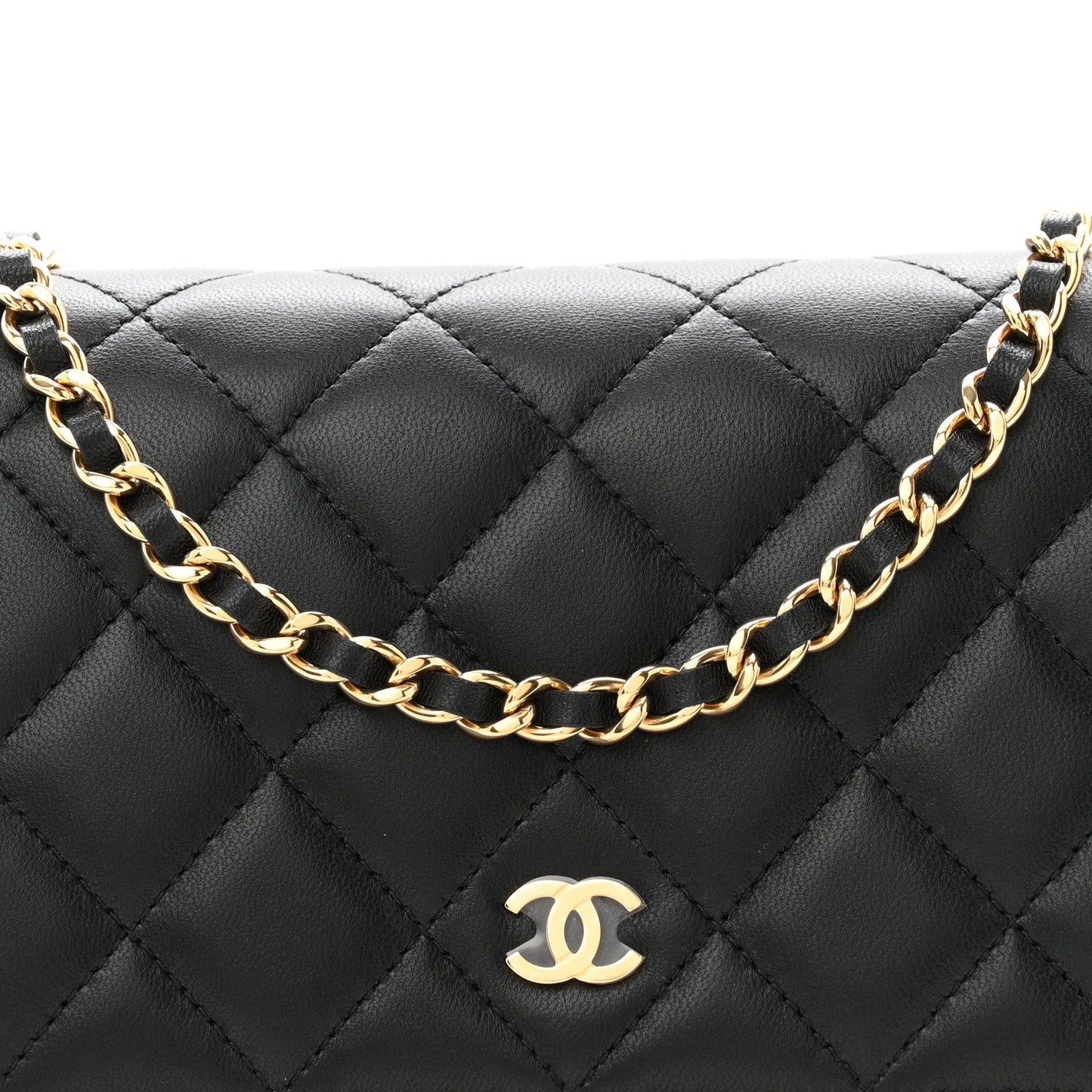 Lambskin Quilted Wallet On Chain WOC Black