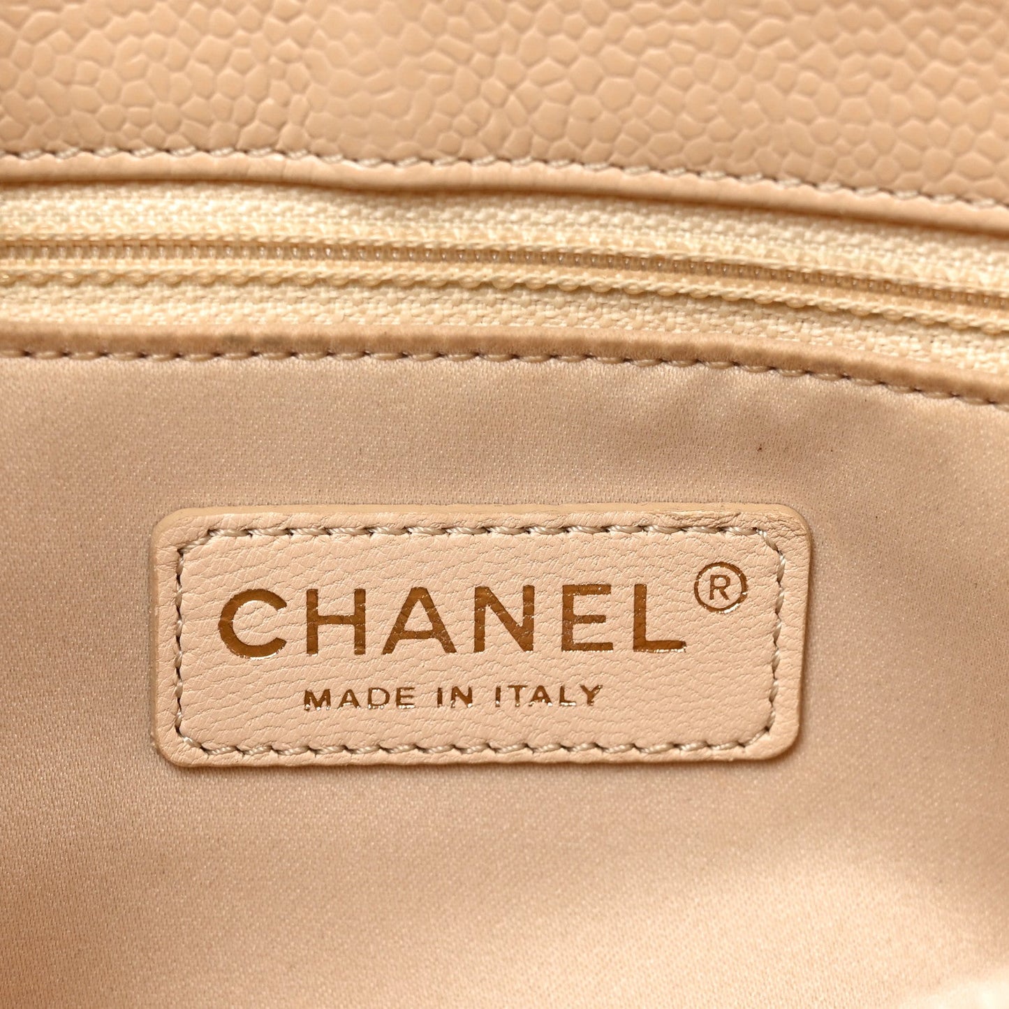 Caviar Quilted Grand Shopping Tote GST Beige Clair