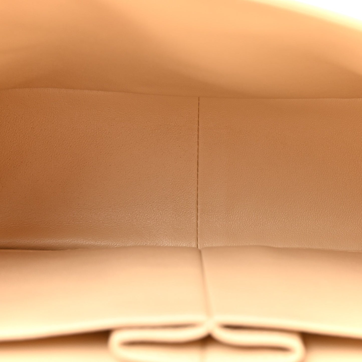 Caviar Quilted Jumbo Double Flap Beige Clair