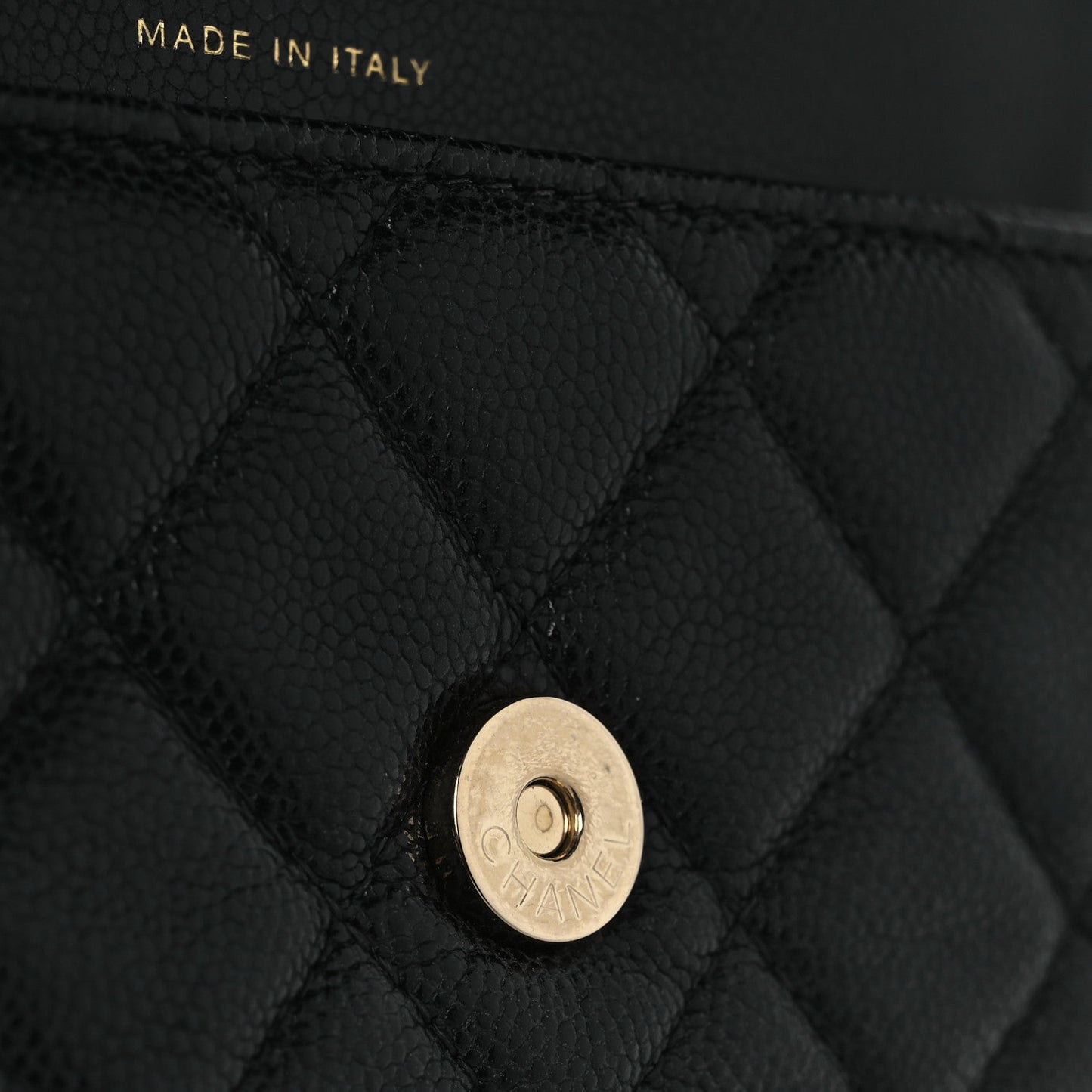 Caviar Quilted Flap Phone Holder With Chain Black