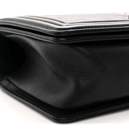 Calfskin Chevron Quilted Medium Boy Flap Black