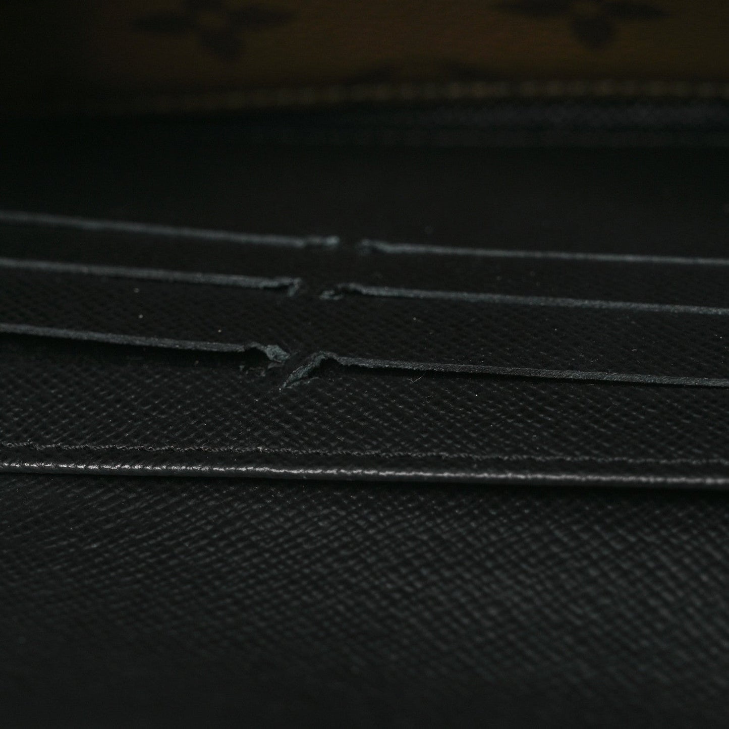 Reverse Monogram Giant Sarah Wallet