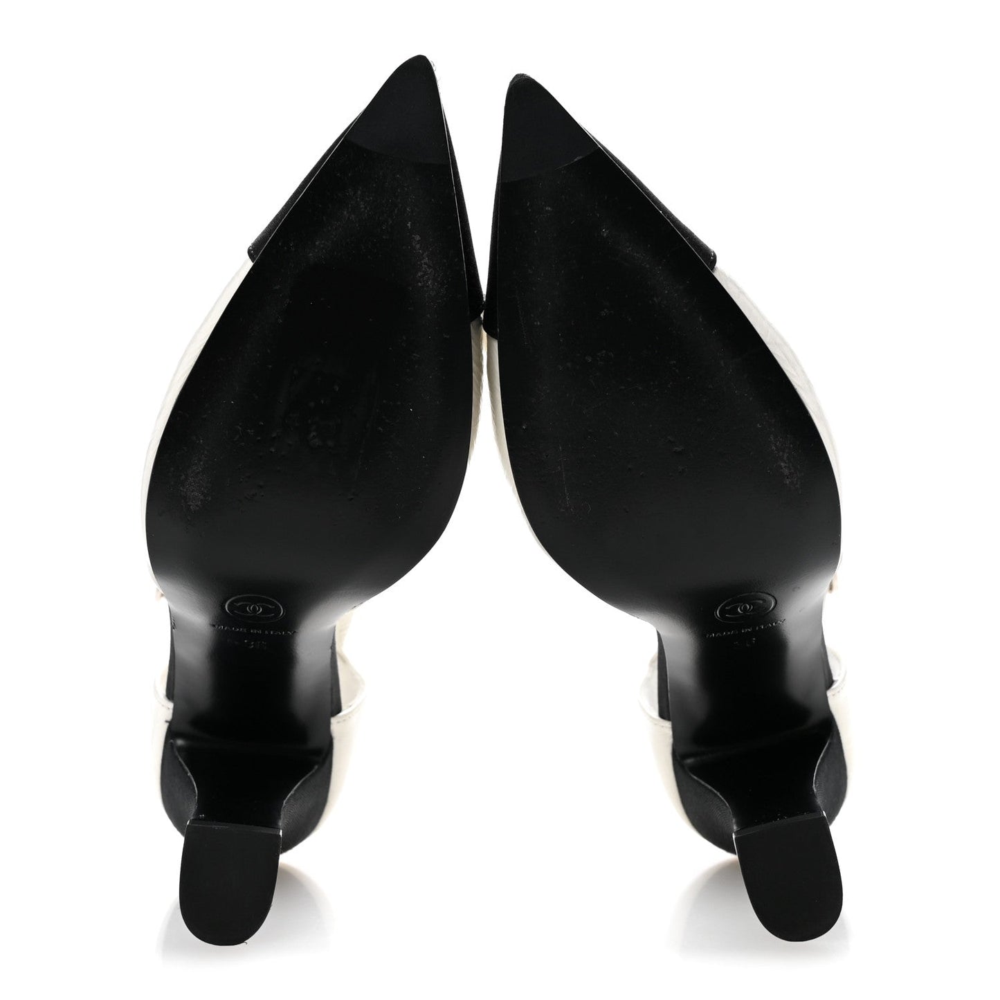 Crumpled Calfskin Satin Cap Toe CC Pumps 36 White Black