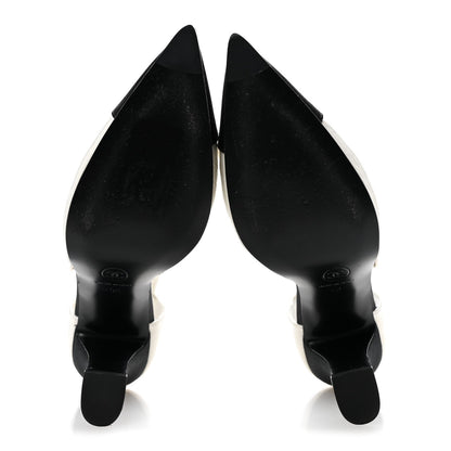 Crumpled Calfskin Satin Cap Toe CC Pumps 36 White Black