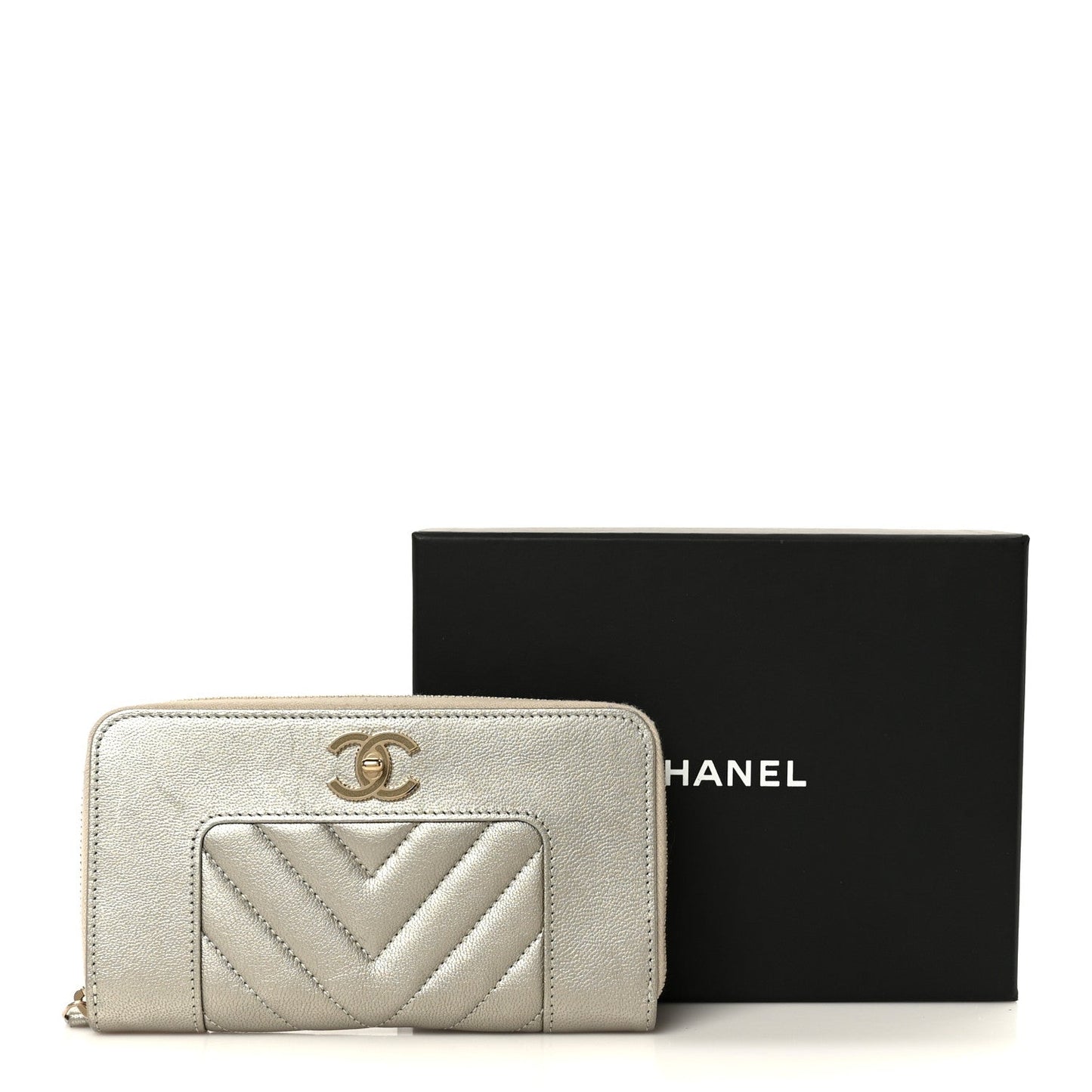 Metallic Sheepskin Chevron Quilted Medium Mademoiselle Vintage Zip Around Wallet Silver
