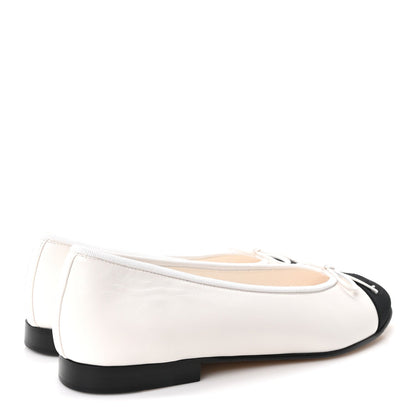 Calfskin Grosgrain Cap Toe CC Ballerina Flats 39.5 Ivory Black