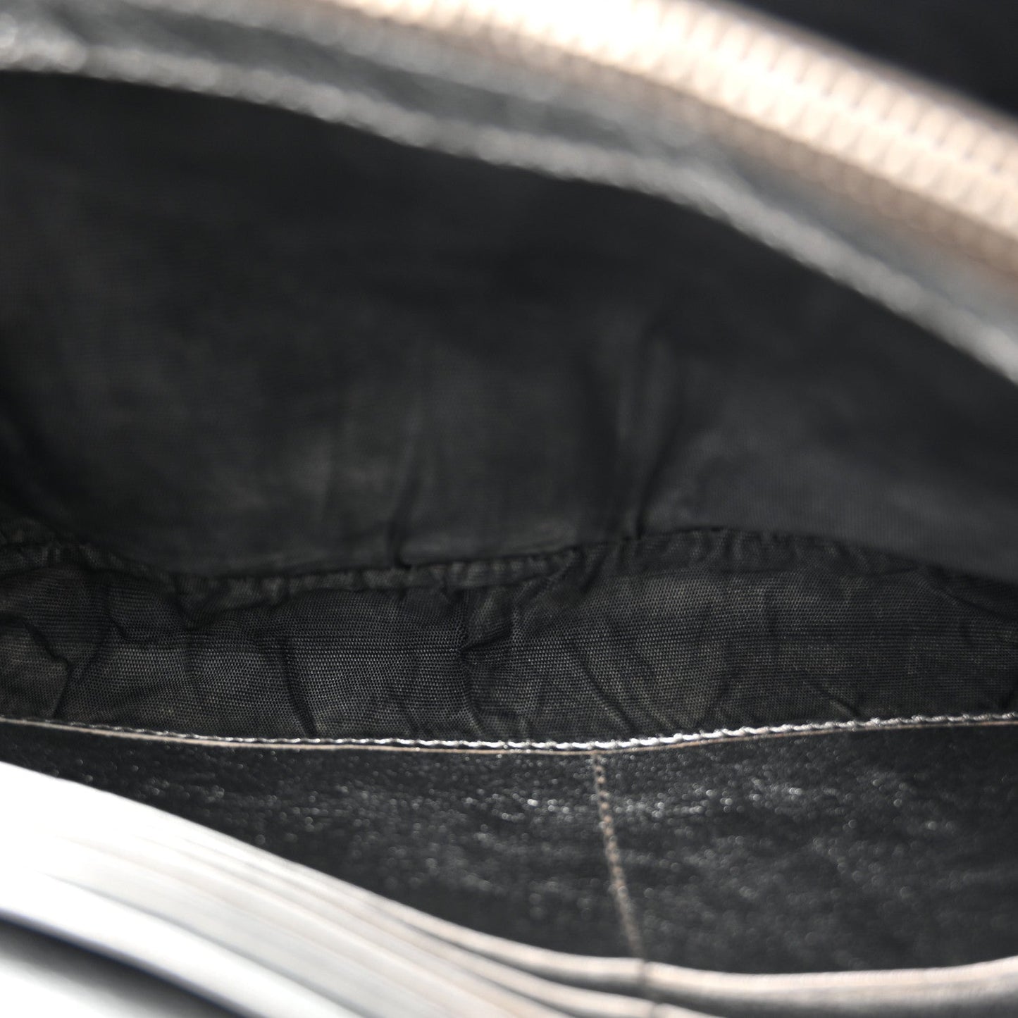Metallic Crinkled Calfskin Belle de Jour Chain Clutch Silver