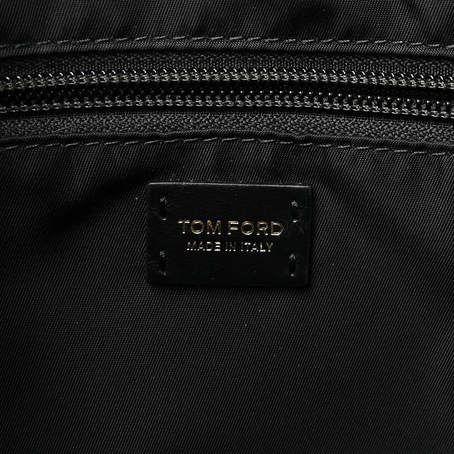 Nylon Pouch With Chain Black
