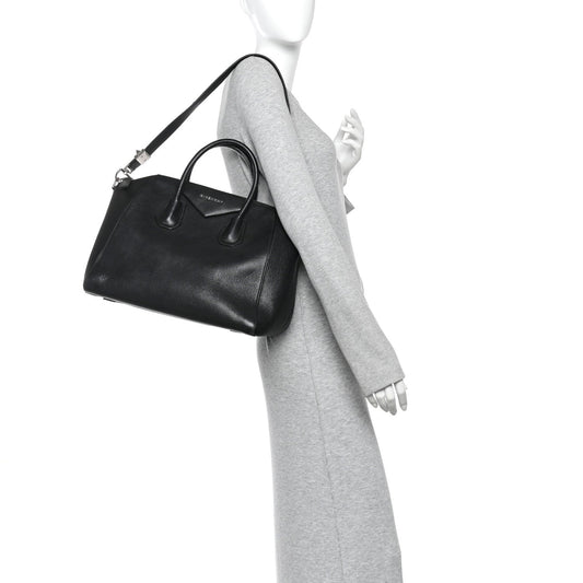 Sugar Goatskin Medium Antigona Black