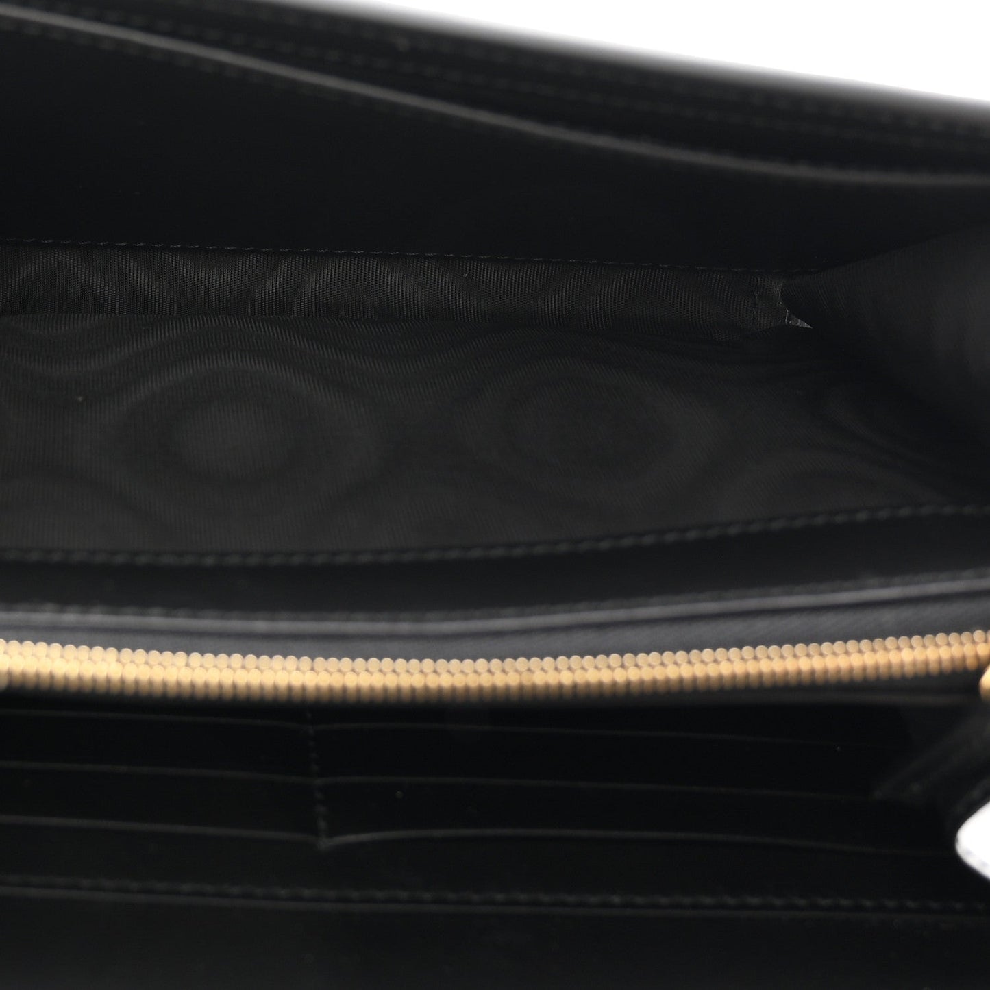 Calfskin GG Debossed Chain Wallet Black
