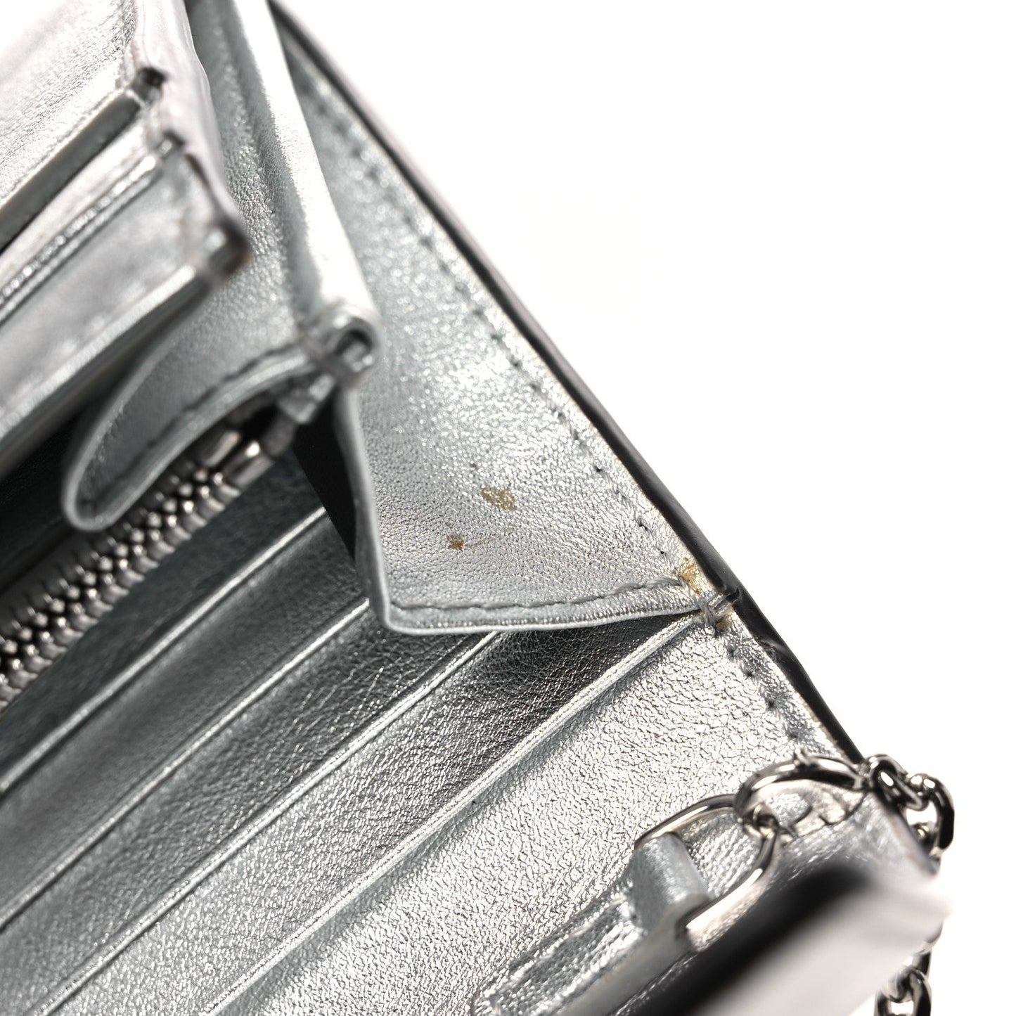 Metallic Calfskin Continental Wallet On Chain Argento