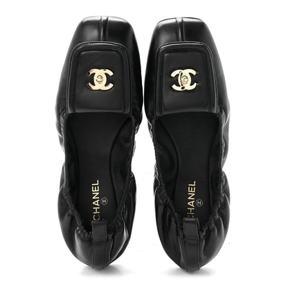 Lambskin CC Turnlock Ballerina Flats 37 Black