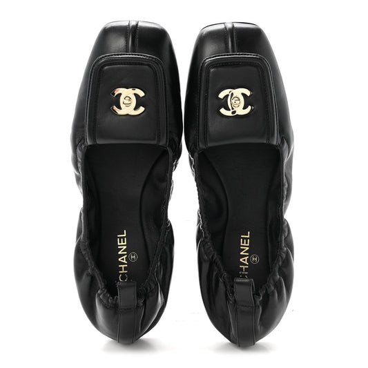 Lambskin CC Turnlock Ballerina Flats 37 Black