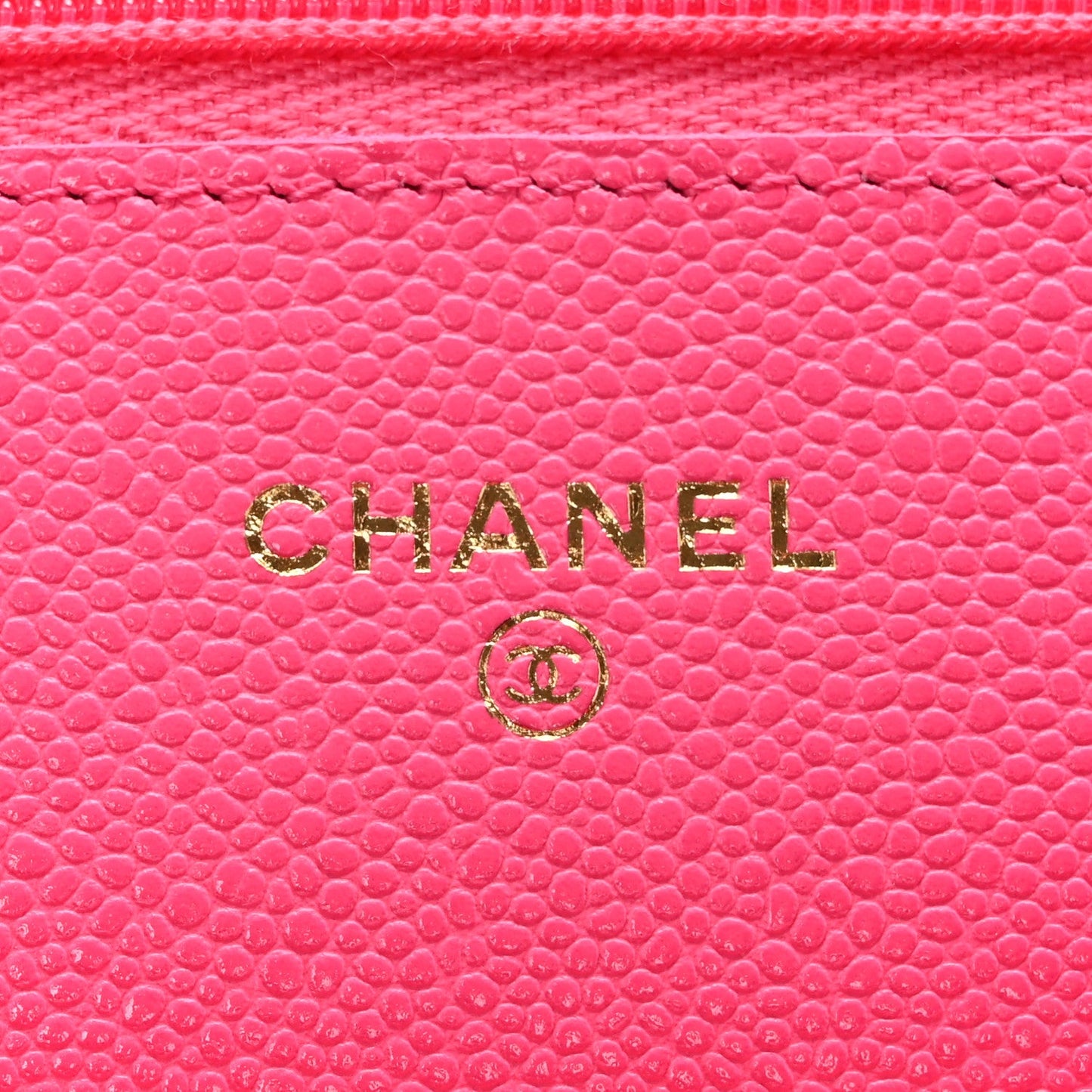 Caviar Quilted Wallet on Chain WOC Fuchsia