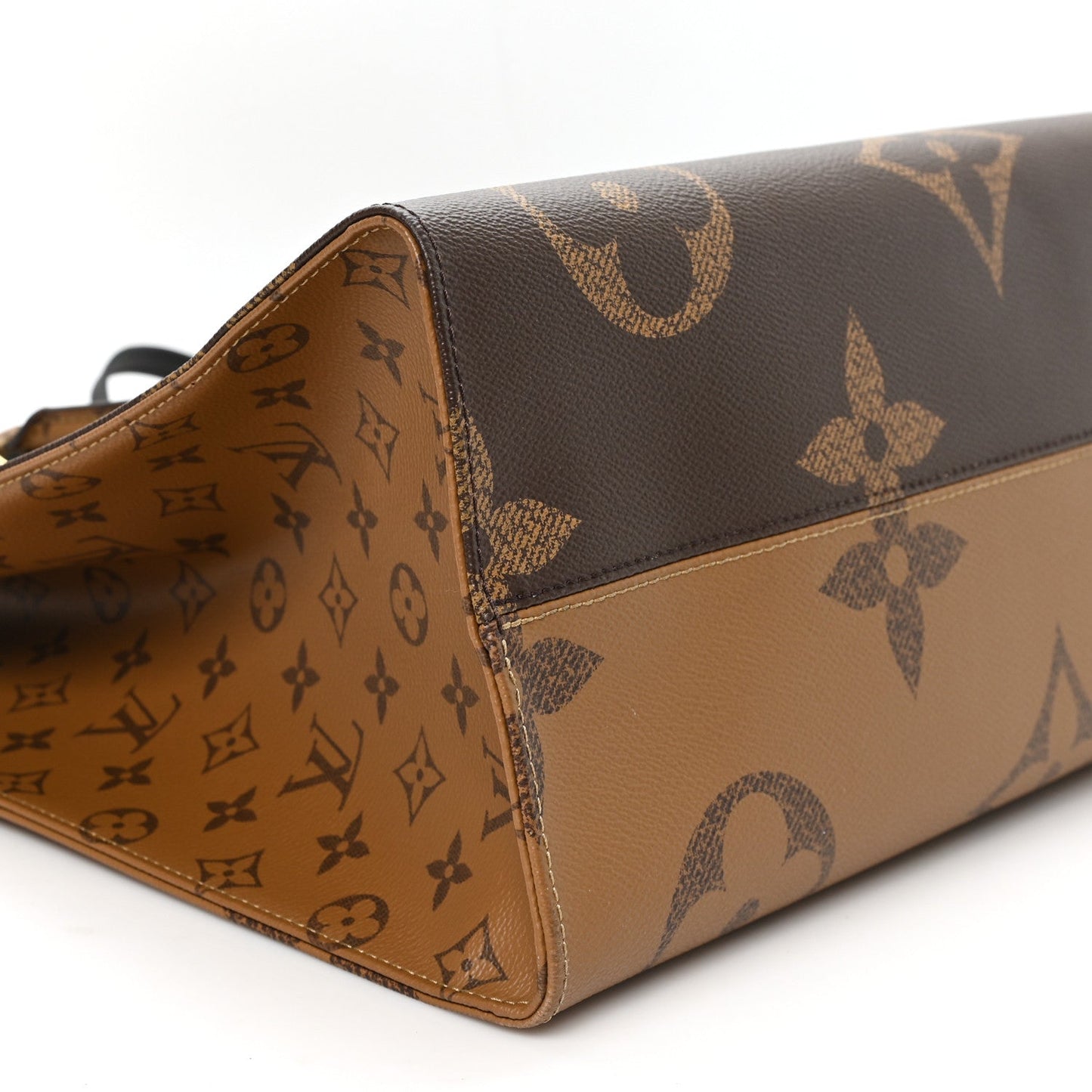 Reverse Monogram Giant Onthego GM