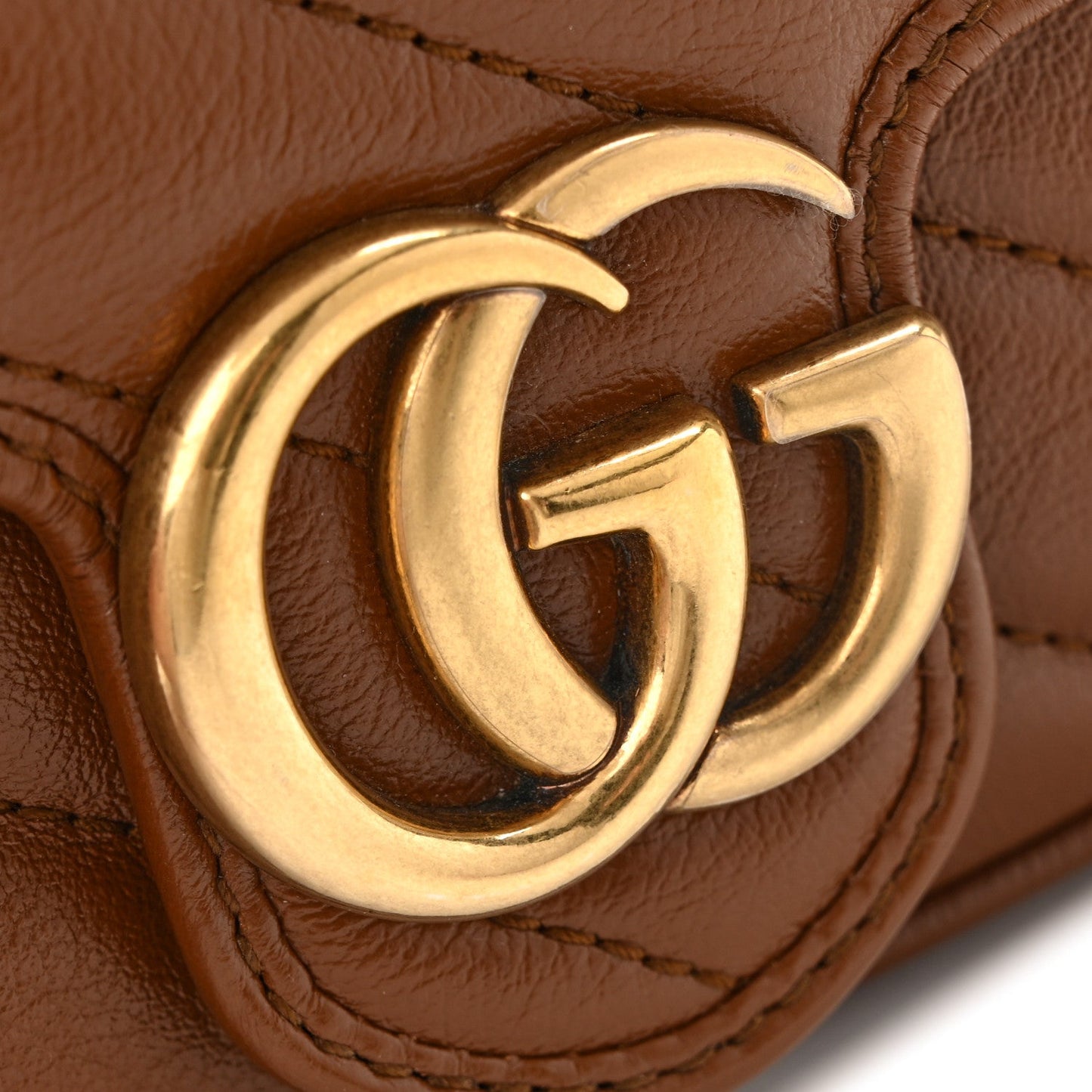 Azalea Calfskin Matelasse Diagonal Super Mini GG Marmont Shoulder Bag Cuir