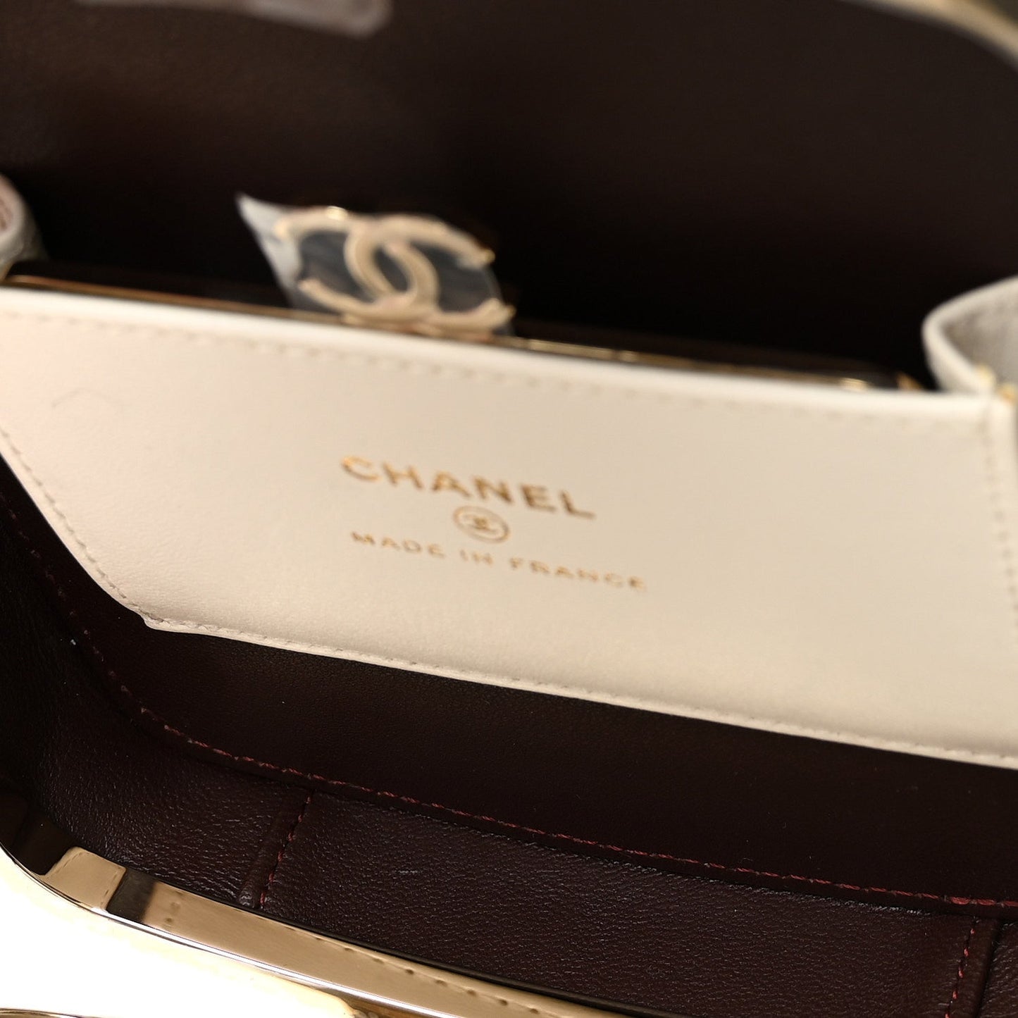 Lambskin Minaudiere Vanity With Handle White