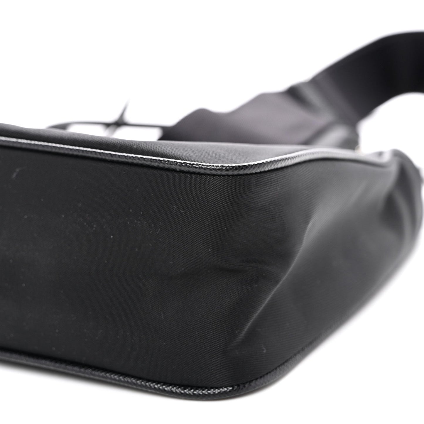 Re-Nylon Saffiano Re-Edition 2005 Shoulder Bag Black