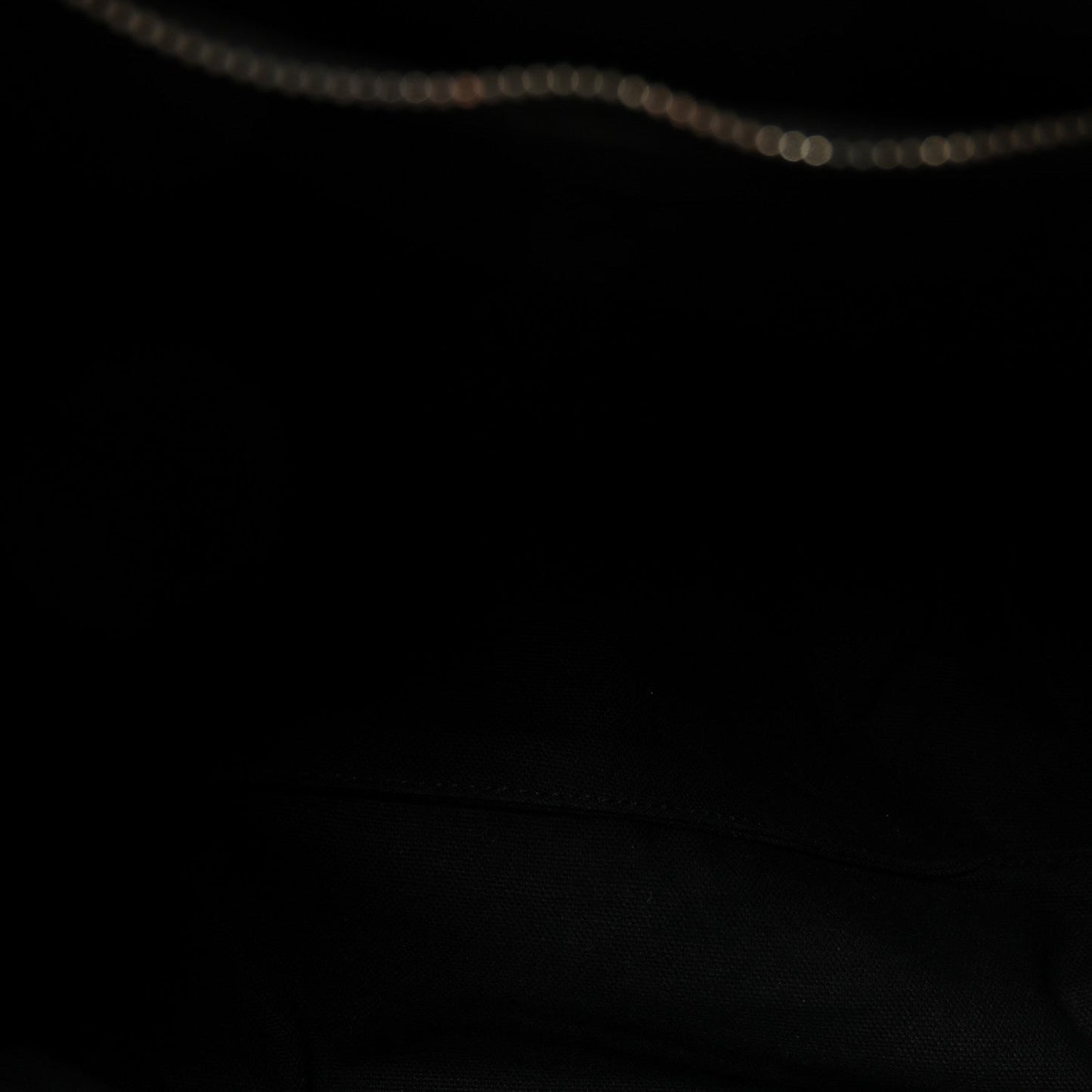Sugar Goatskin Medium Antigona Black