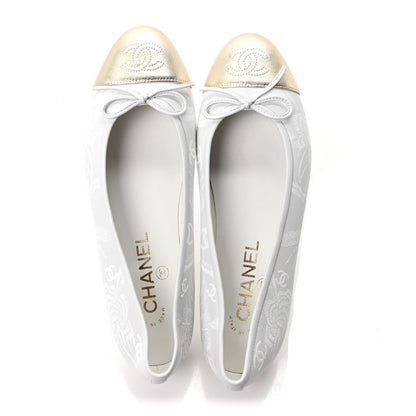 Lambskin Metallic Lambskin Cap Toe CC Ballet Flats 36 White Gold