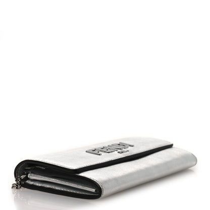 Metallic Calfskin Continental Wallet On Chain Argento