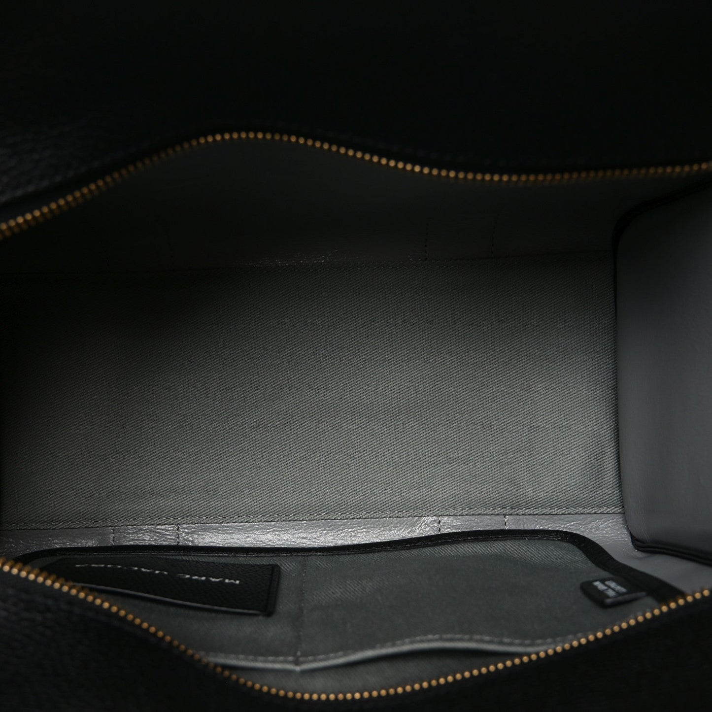 Grained Calfskin Medium The Tote Bag Black