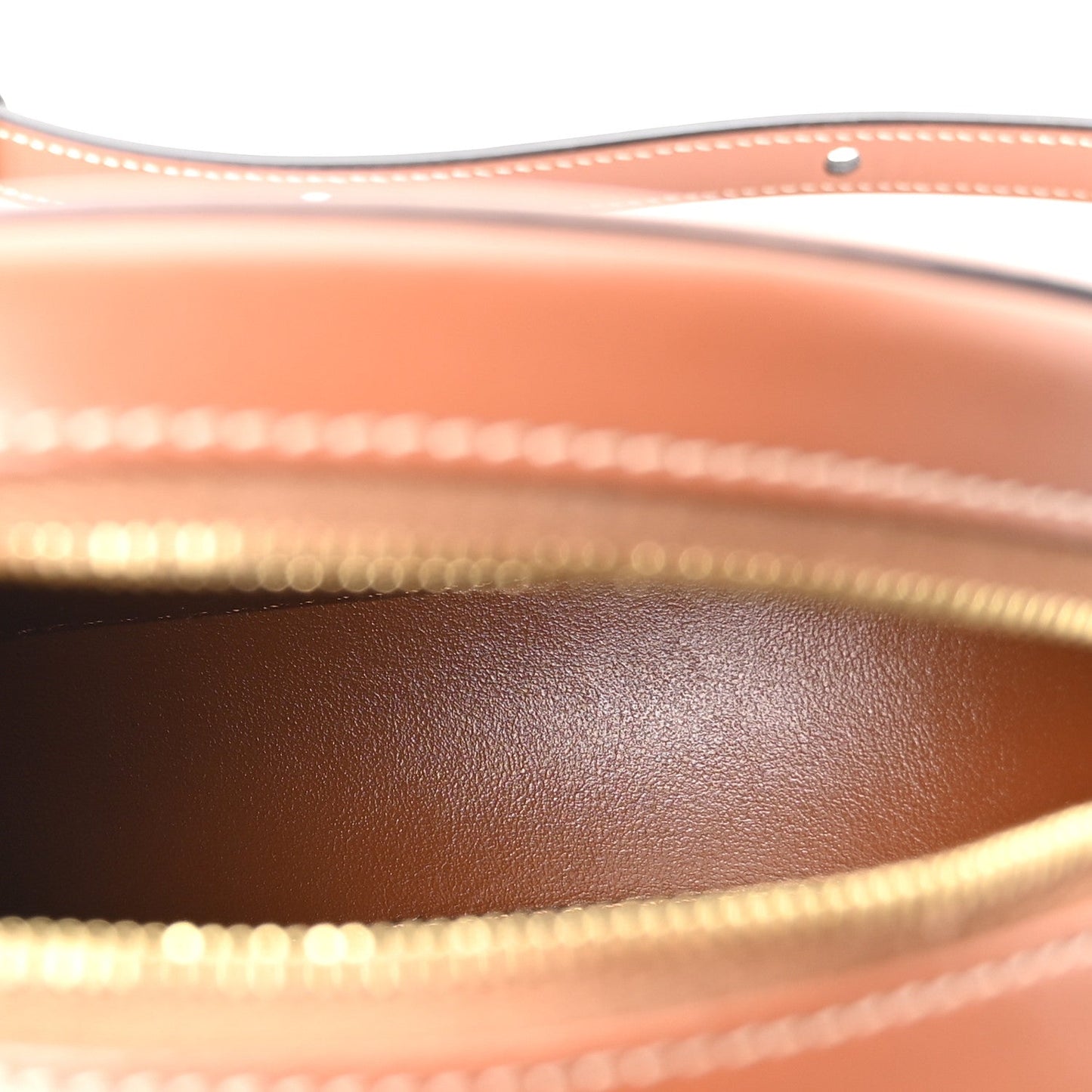 Smooth Calfskin Cuir Small Triomphe Oval Crossbody Purse Tan