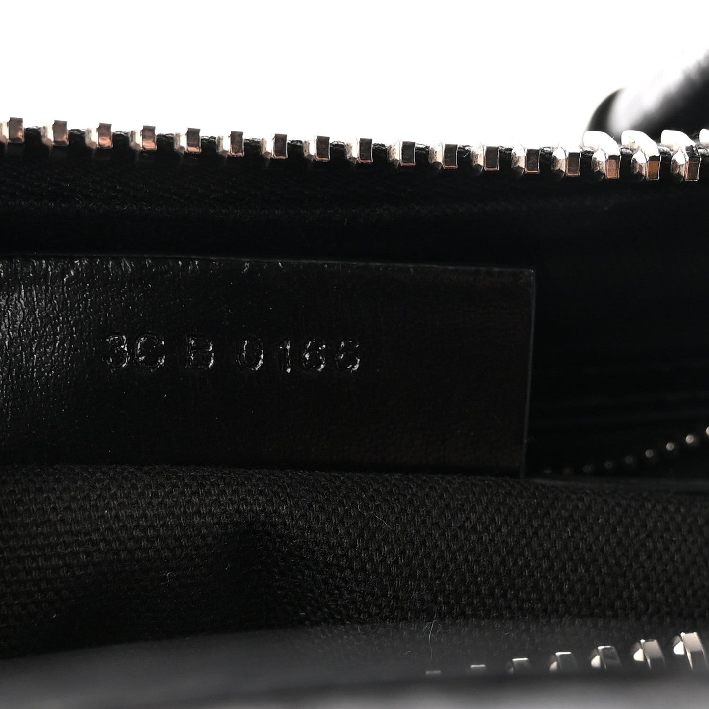 Shiny Lord Calfskin Medium Antigona Black