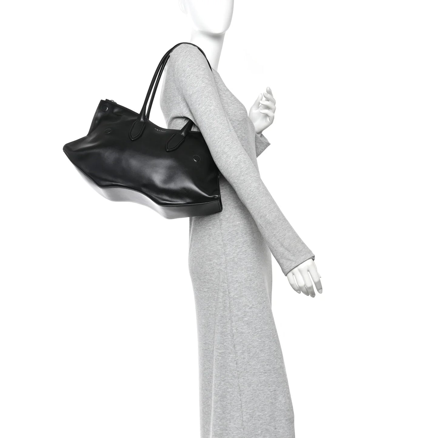 Alexander McQueen Calfskin The Manta Bag Black